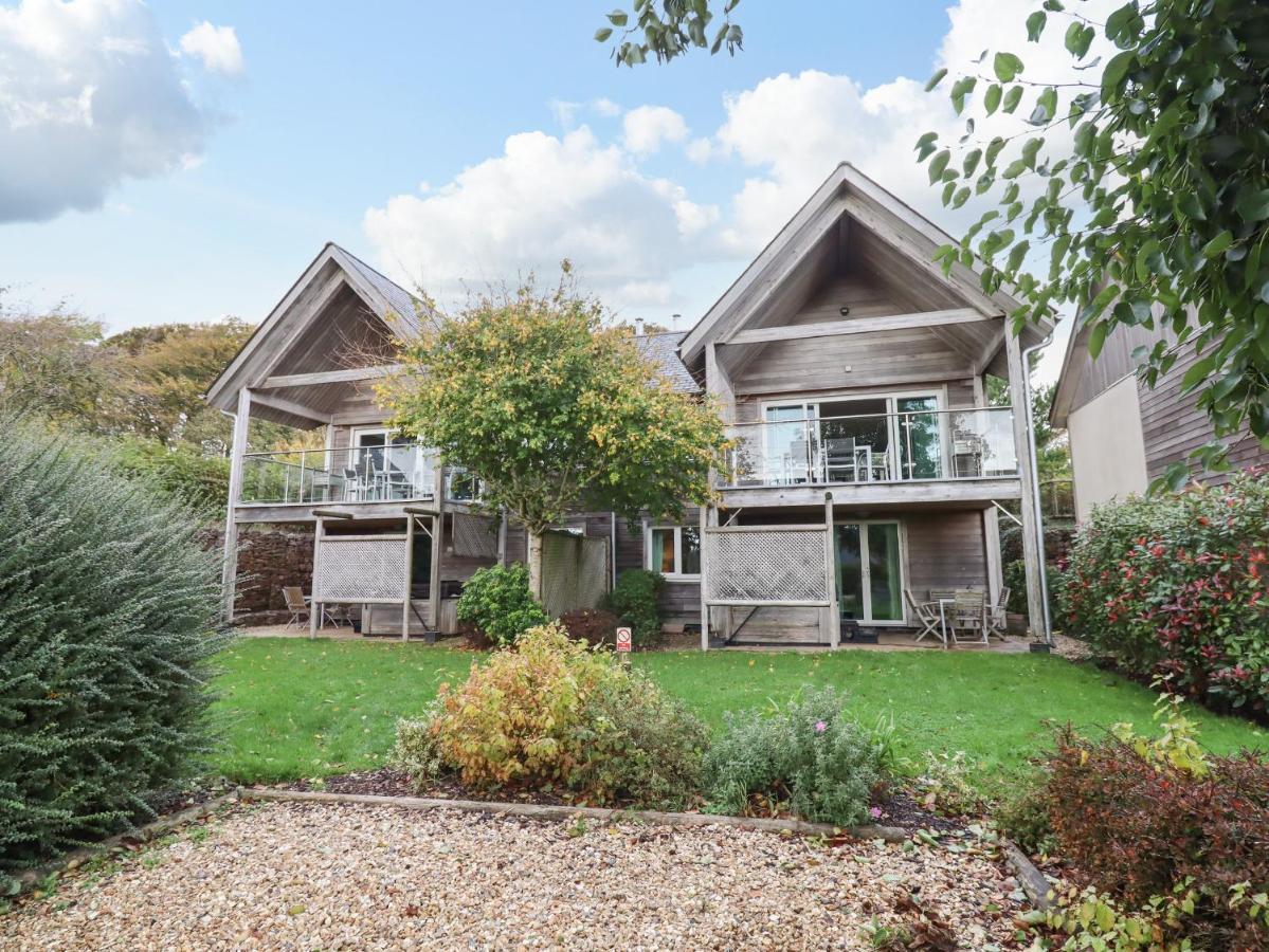 Villa Swandown, 20 Poldon Chard Exterior foto